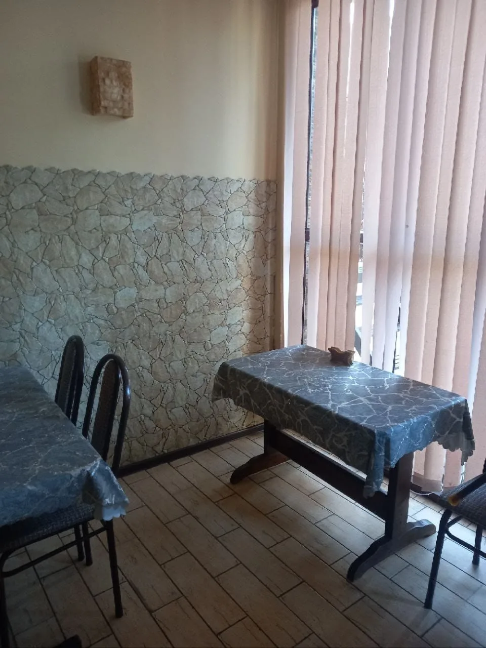 ПРОДАЁТСЯ ГОСТЕВОЙ ДОМ В ЦЕНТРЕ НОВОГО АФОНА