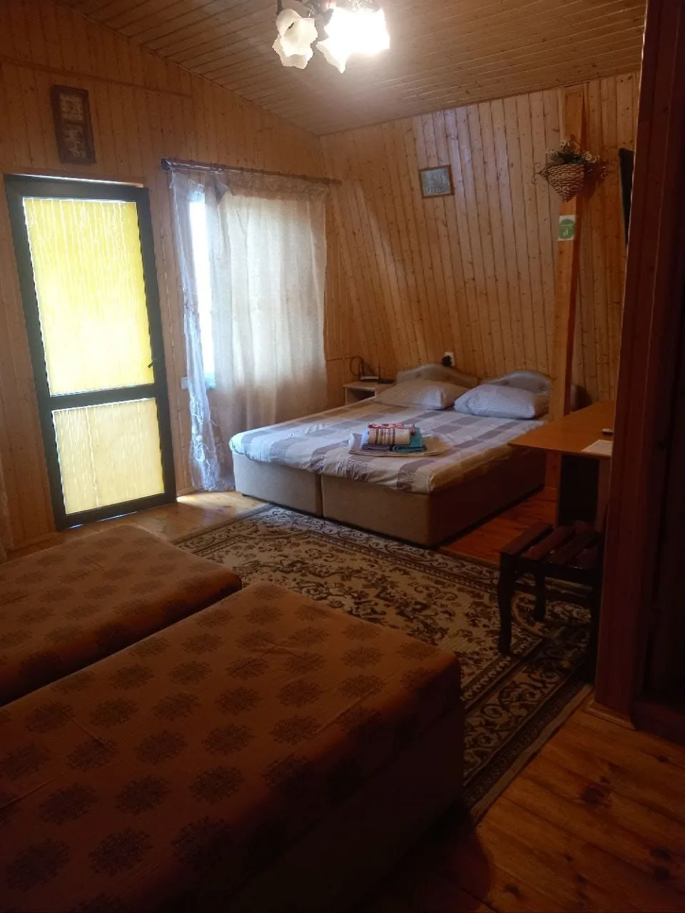 ПРОДАЁТСЯ ГОСТЕВОЙ ДОМ В ЦЕНТРЕ НОВОГО АФОНА
